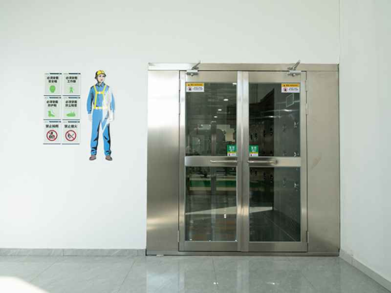 人員風(fēng)淋室